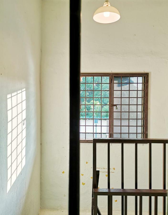The Jiong House Hostel Malacca Exterior photo